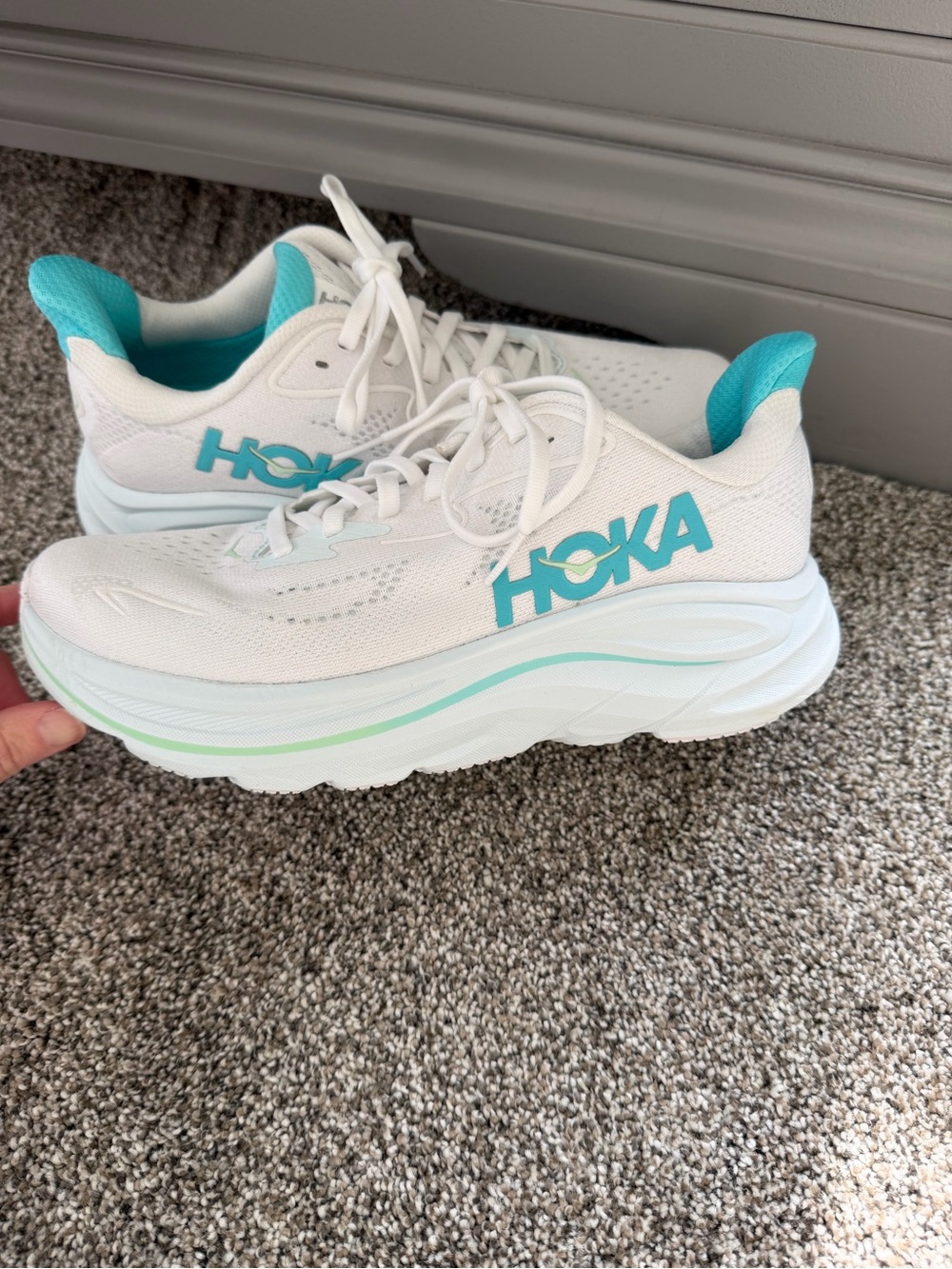 Hoka One One Women's White and Teal/ Mint Running Shoes Like new - Picture 2 of 6